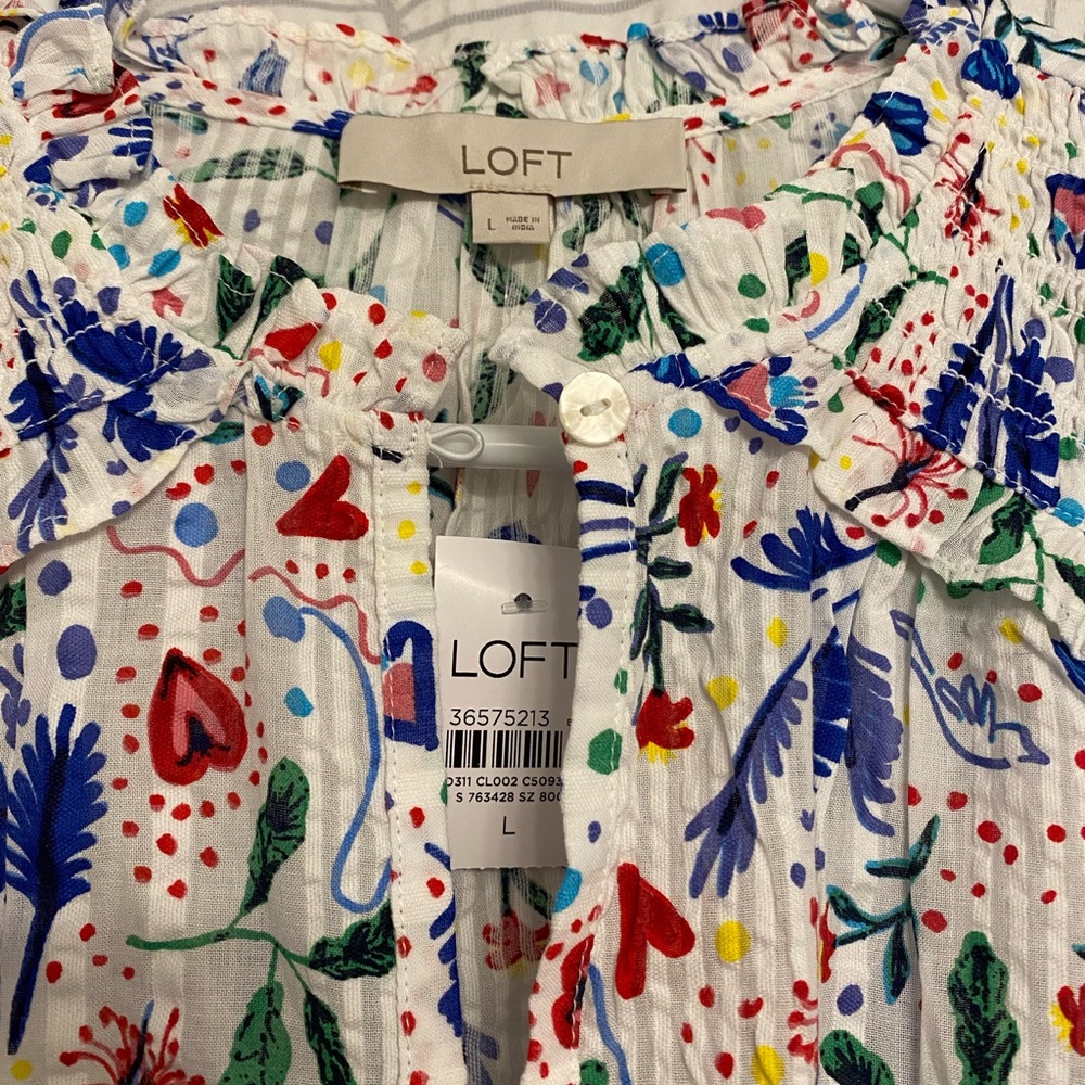 NWT Loft Split Neck Shell - Picture 6 of 8